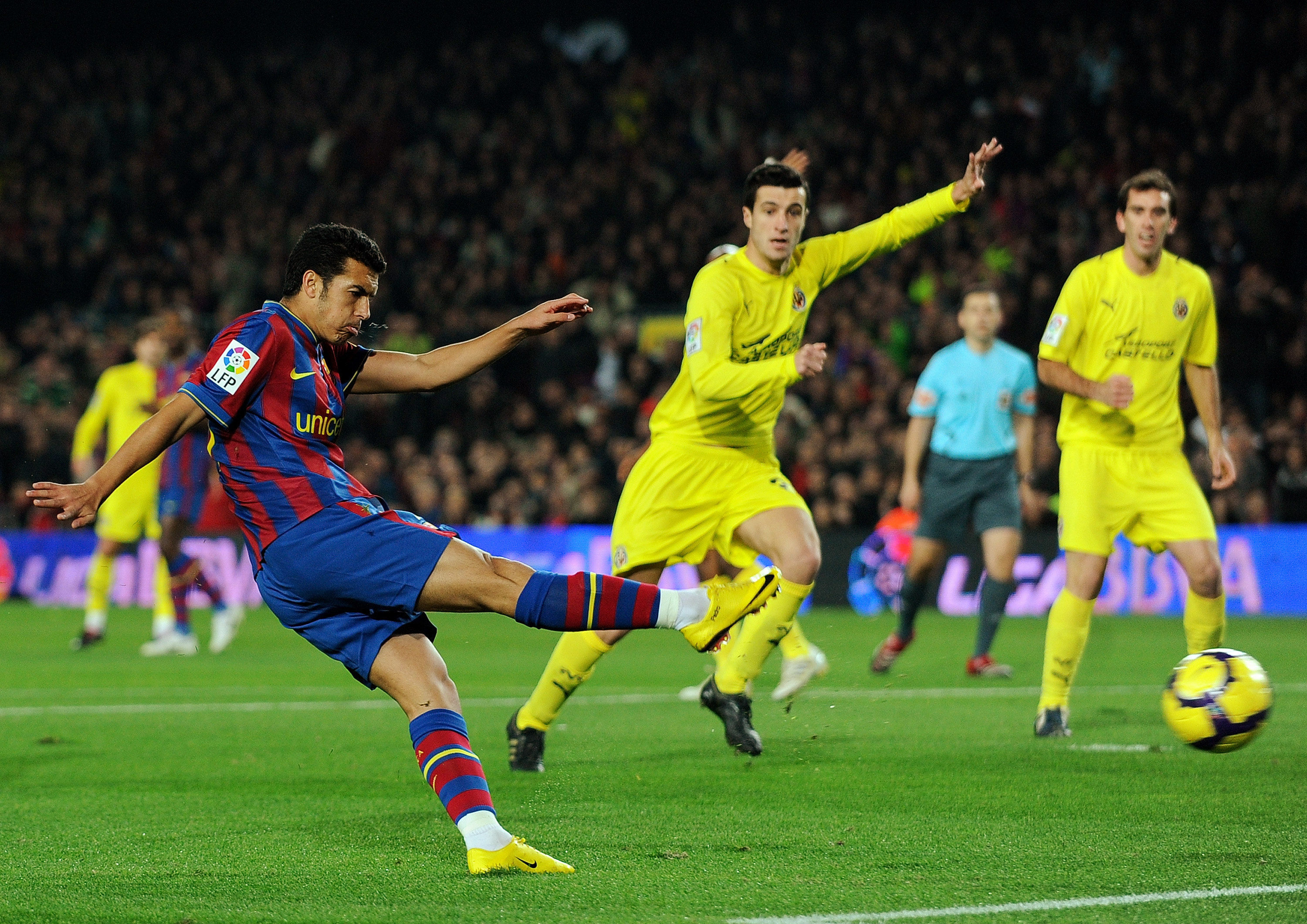 争异常激烈 争异常激烈